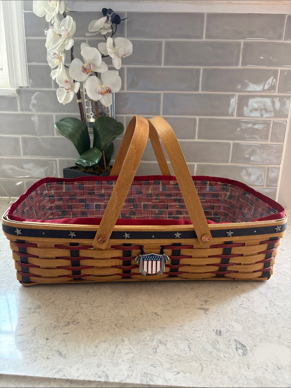Longaberger 2003 Proudly American Medium Gathering Basket+Protector AMERICANA US